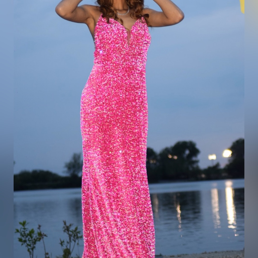 Pink sequin prom dress - size 4 from Camilla la vie only worn for a couple hour